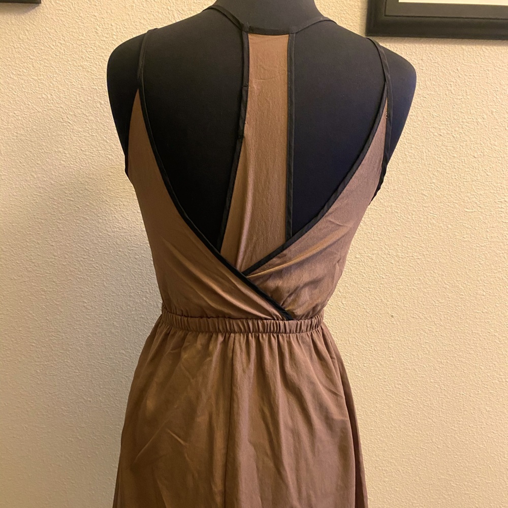 NWOT Clinched Waist Strappy Back mini dress